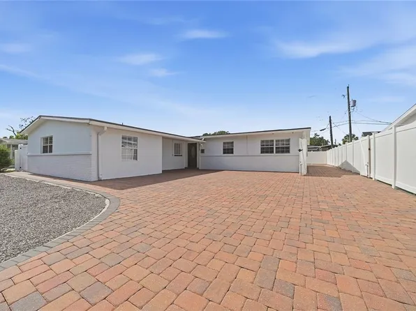 6033 Ambassador Dr, Tampa, FL 33615