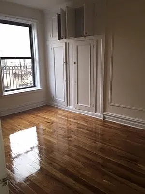 Rented by Roberto Guilbet, LREB | media 15