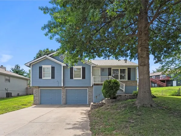 7205 NE 69th St, Kansas City, MO 64119