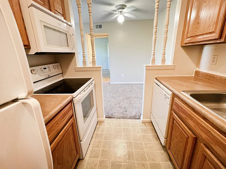 Revere Village Apartments — Photo 84
