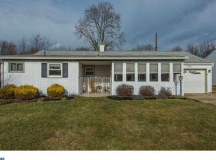 615 Auburn Rd, Fairless Hills, PA 19030