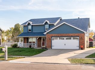 6790 Coronado Cir, Huber Heights, OH 45424