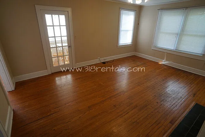 2 bed, 1.0 bath, 1500 sqft, $1,000 — Photo 3