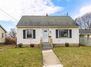 263 Crossfield Rd, Rochester, NY 14609