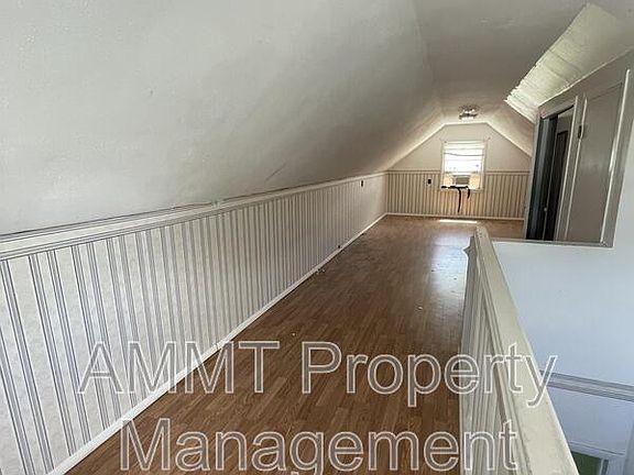 4th image of 2220 Haven Ct SW