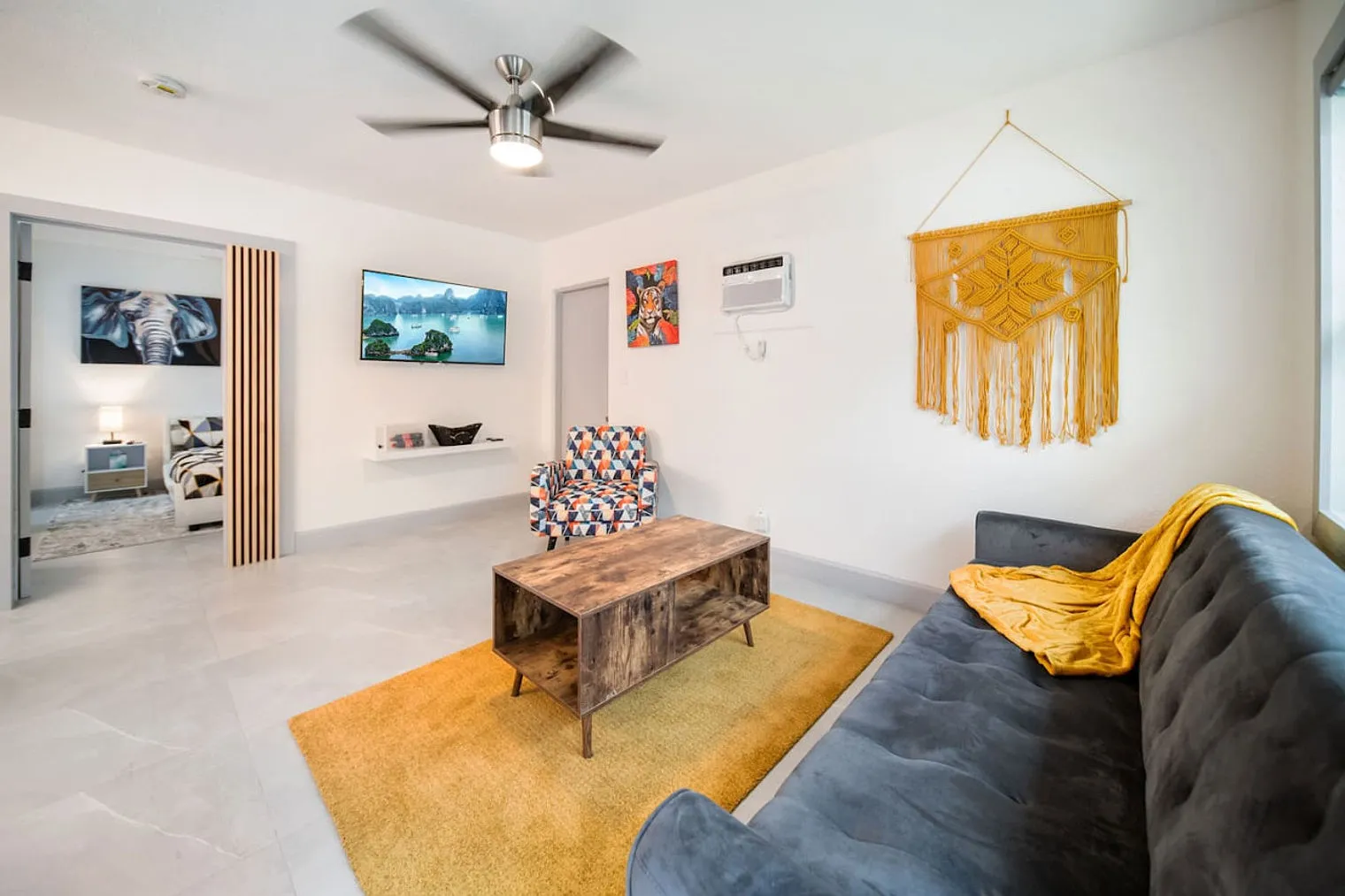 1 bed, 1.0 bath, 645 sqft, $3,760 — Photo 2