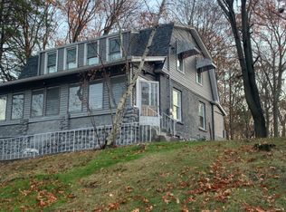 54 Graham Manor Rd, West Haven, CT 06516