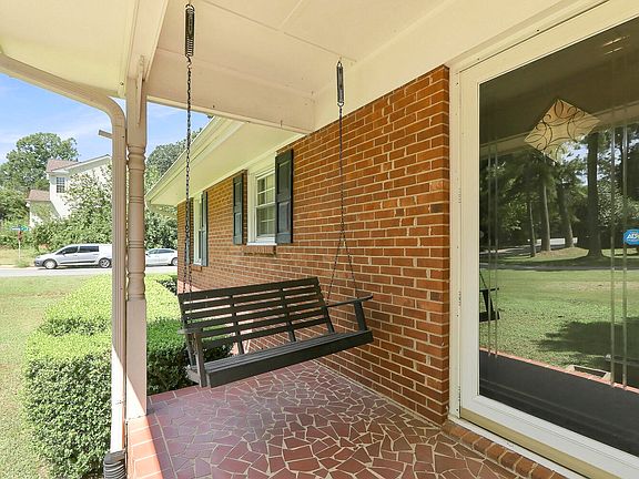 5th image of 2020 Ramsgate St