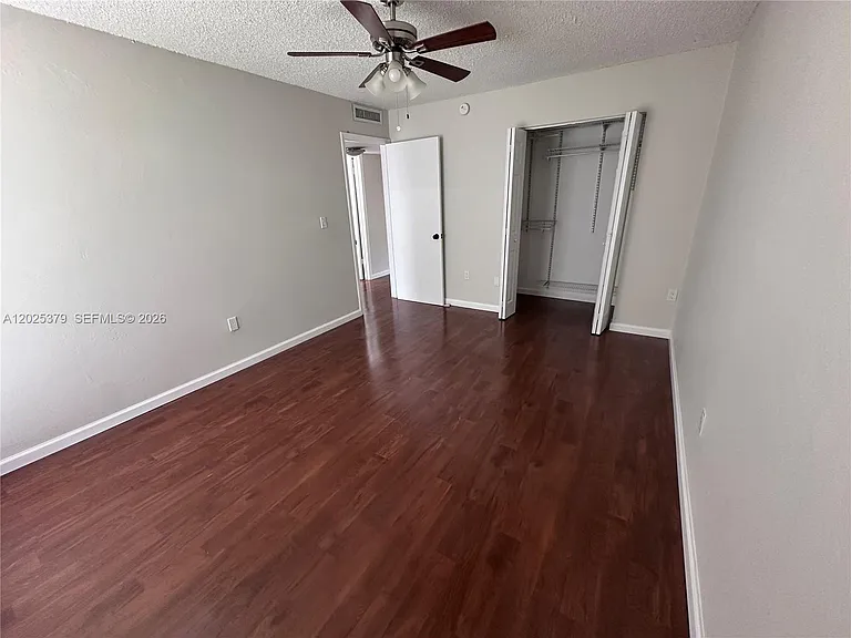 10834 N Kendall Dr #X16 — Photo 16