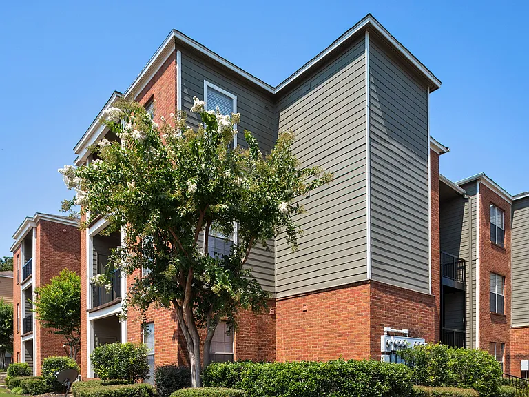 Outdoor Community Views
