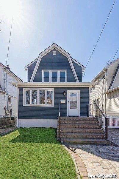 1st image of 661 Gabriel Avenue