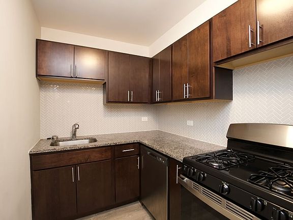 3rd image of 530 W Surf St #D604