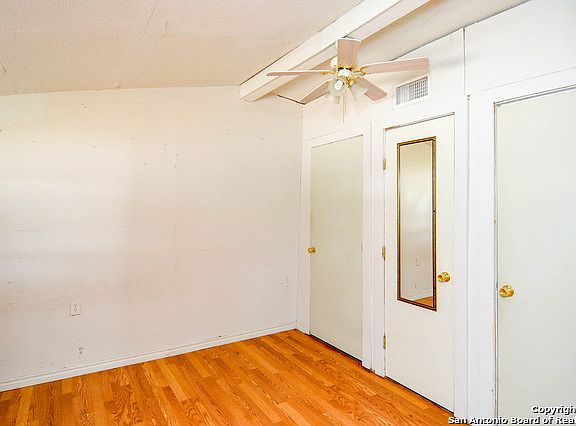 5th image of 2427 Texas Ave