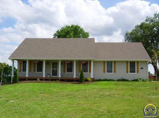 7035 SW 61st St, Topeka, KS 66610