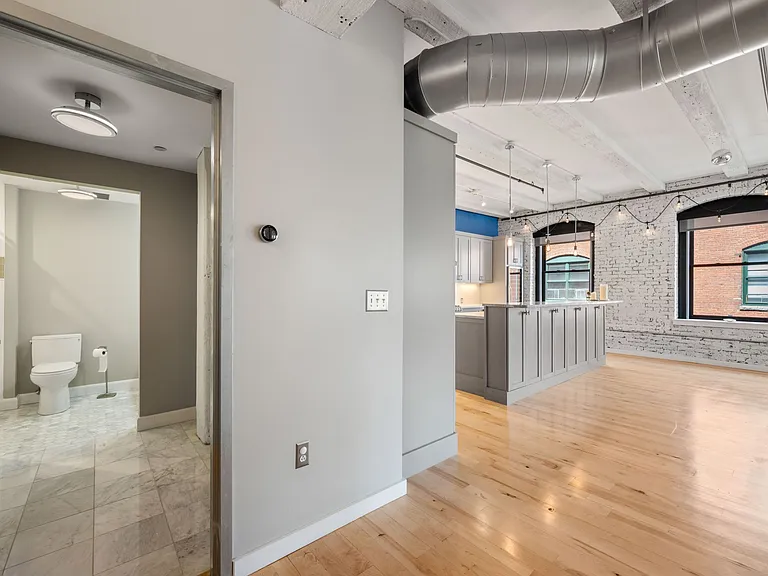 21 Wormwood St #315 — Photo 23