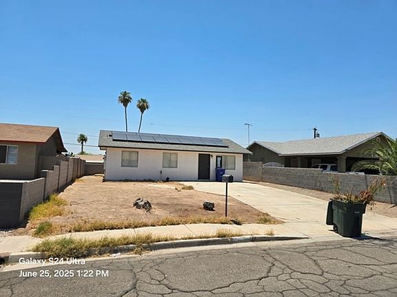 2nd image of 1910 S 17th Ave