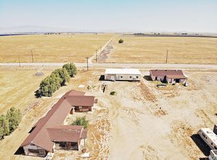 7344 W Avenue I, Lancaster, CA 93536
