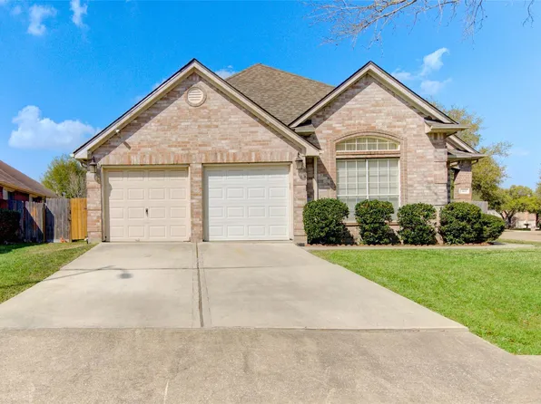 465 Corridor Way, Stafford, TX 77477