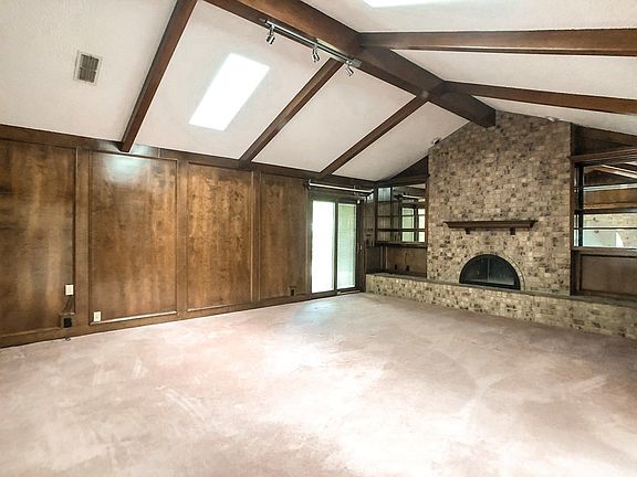 5th image of 4618 Somerset Ln