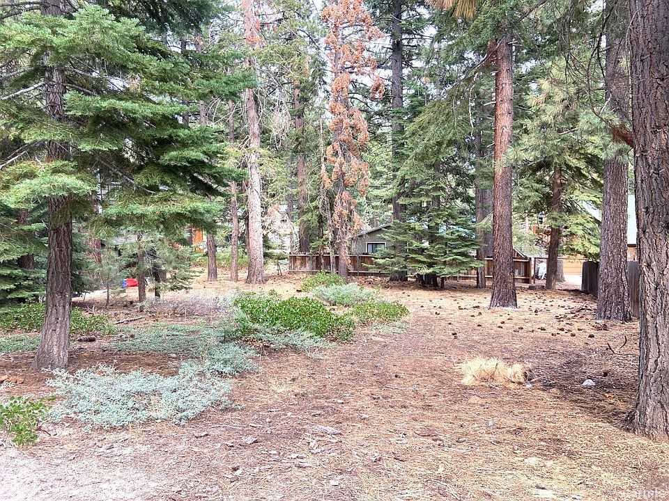 2nd image of 1877 Brule St