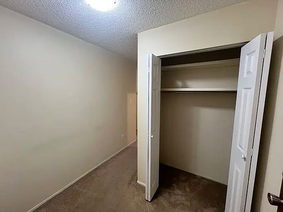 5th image of 3815 54th Ave #201