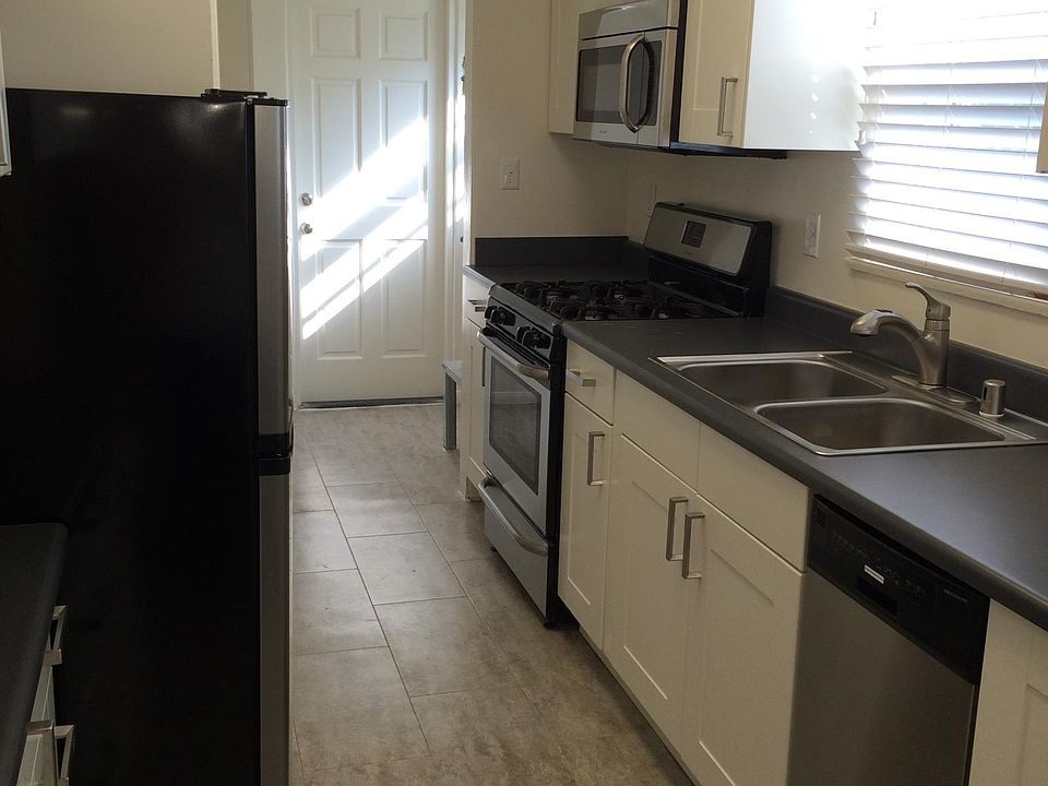1st image of 2157 2nd Ave