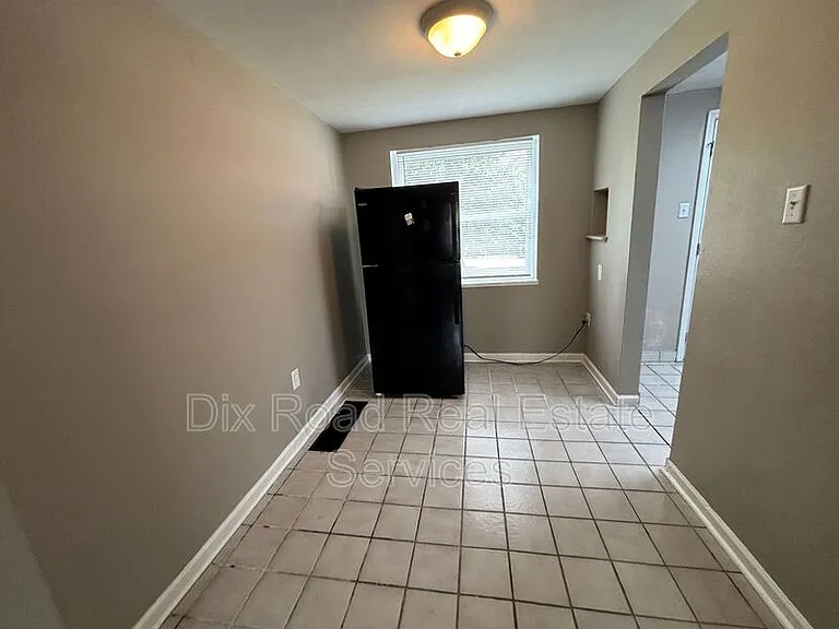 237A Ryburn Ave #A — Photo 6