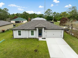 8275 105th Court, Vero Beach, FL 32967
