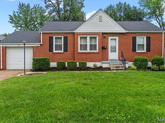 2nd image of 13 Saint Martha Ct