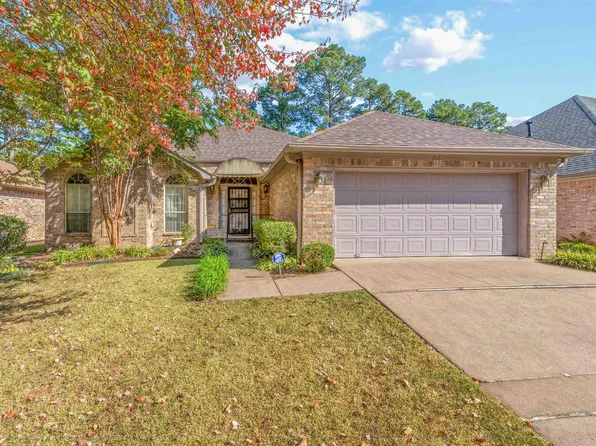 1717 Rainwood Cove Dr, Little Rock, AR 72212