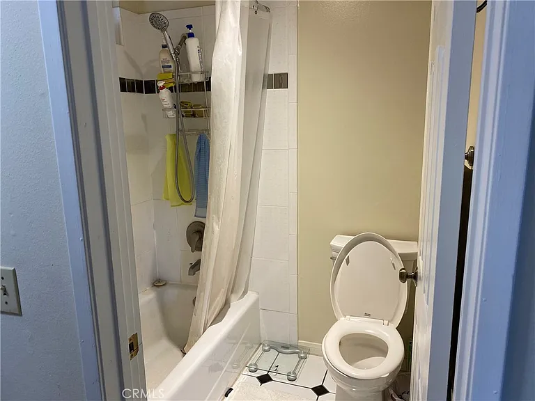 840 Bridle Dr — Photo 13