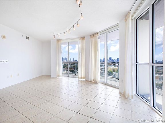 3rd image of 1 Glen Royal Pkwy APT 1102