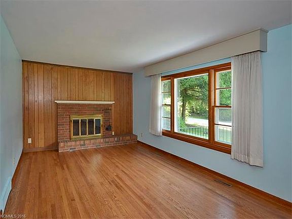 2nd image of 106 Brookdale Ave