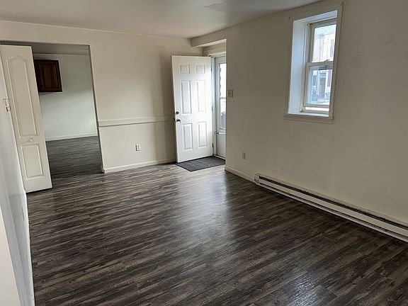 2nd image of 180 S 5th St