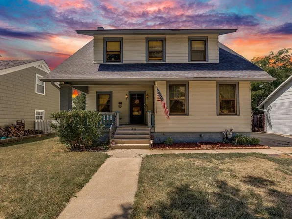 1811 N Walnut St, Hutchinson, KS 67502