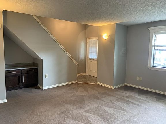 3rd image of 605 W Benton St APT C