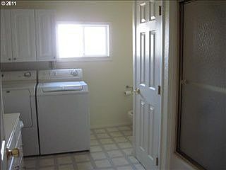 5th image of 403 Yokum Dr