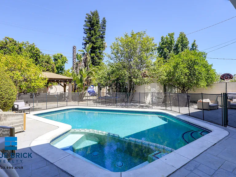 5230 Teesdale Ave — Photo 55