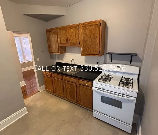 12933 Clifton Blvd #4 — Photo 14