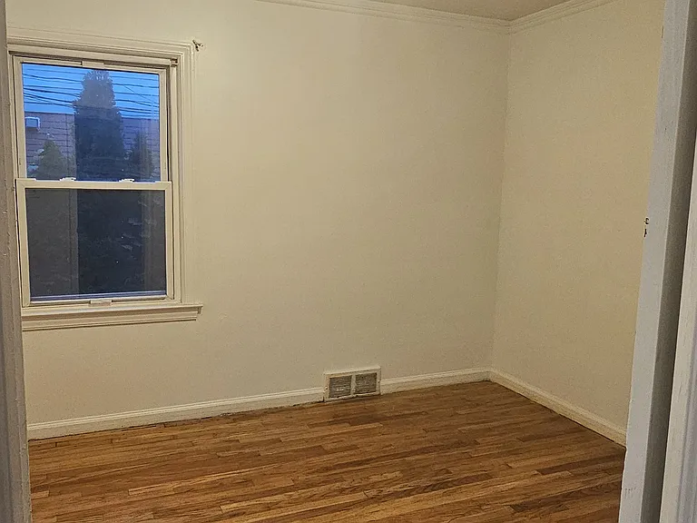 4750 Roemer St — Photo 5