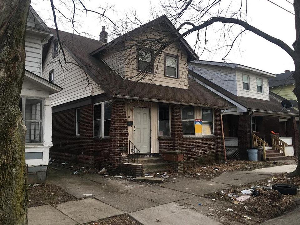 1st image of 447 E 23rd St