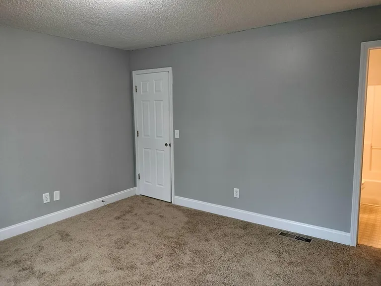 31 Jordan Rd — Photo 10