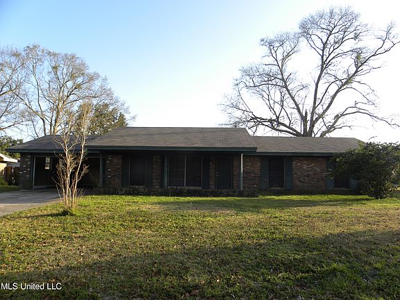 2nd image of 2507 Parkway Rd