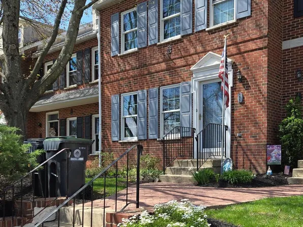 446 Dayton St, Phoenixville, PA 19460