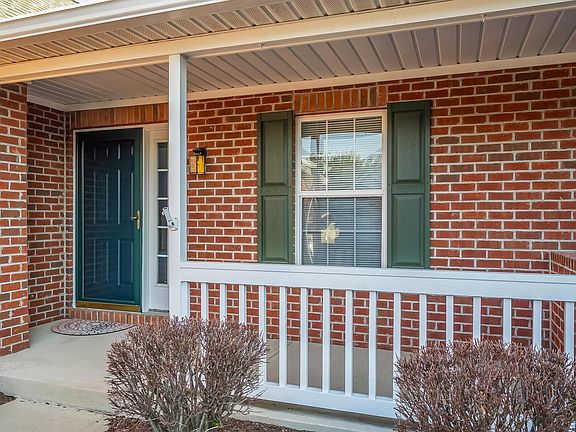 4th image of 1710 Yorklyn Ln