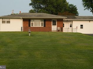 4539 Hulmeville Rd, Bensalem, PA 19020