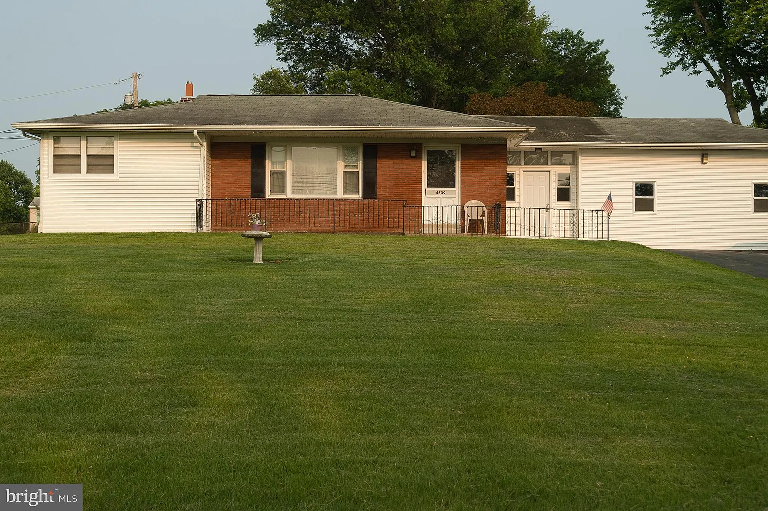 4539 Hulmeville Rd photo 1