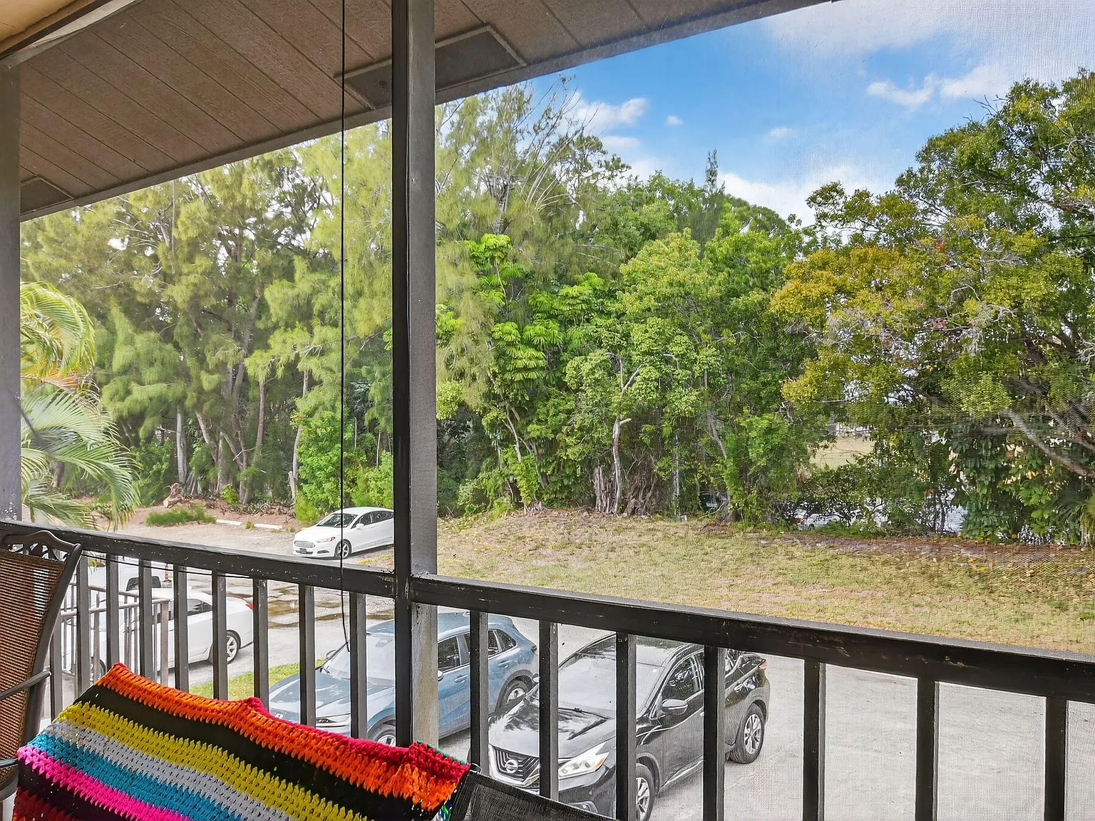 2 bed, 2.0 bath, 847 sqft, $2,000 — Photo 3