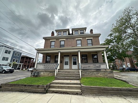 2nd image of 1555 Hunter Ave #1557