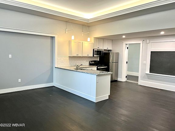 3rd image of 8 Church St APT 105